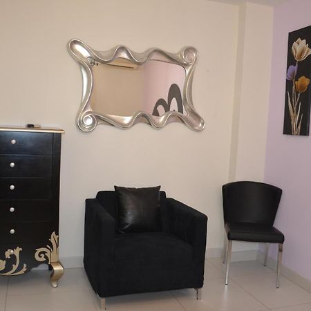 Hostal Mont Royal Alicante Ngoại thất bức ảnh