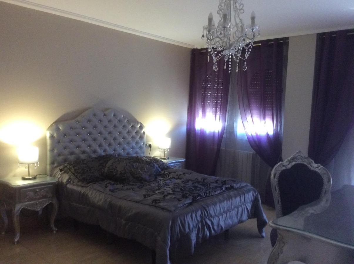 Hostal Mont Royal Alicante Ngoại thất bức ảnh