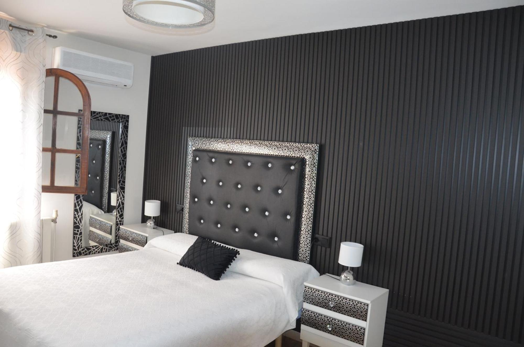 Hostal Mont Royal Alicante Ngoại thất bức ảnh