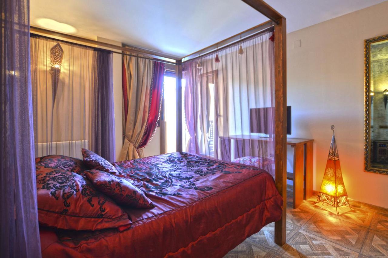 Hostal Mont Royal Alicante Ngoại thất bức ảnh