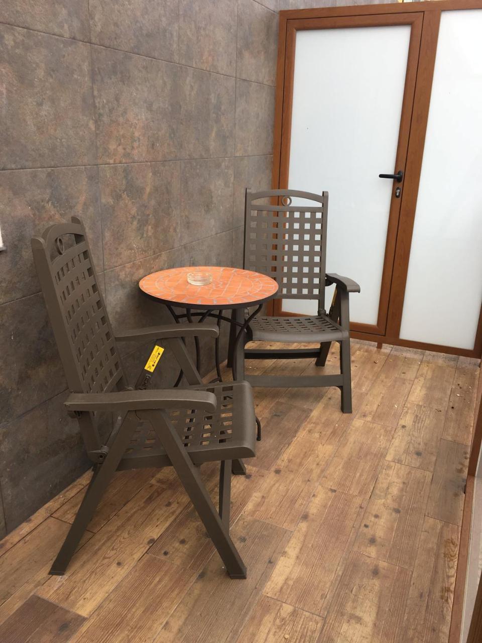 Hostal Mont Royal Alicante Ngoại thất bức ảnh